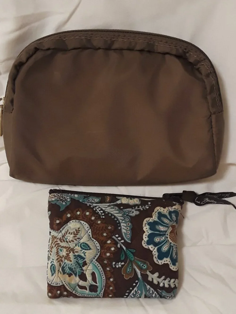 2-Pc Bundle: Vera Bradley Java Blue Coin Purse & Jaguar Army Green Cosmetic Bag